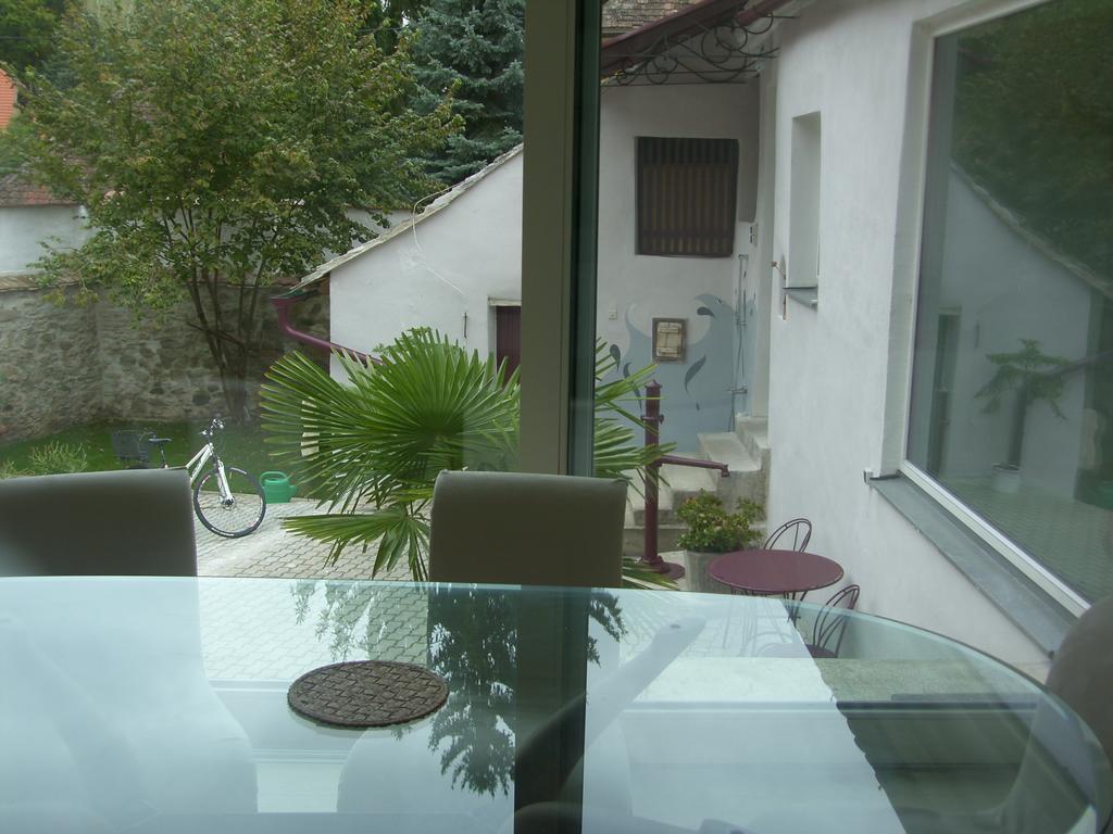 Schneiders Ferienhaus Pulkau Стая снимка